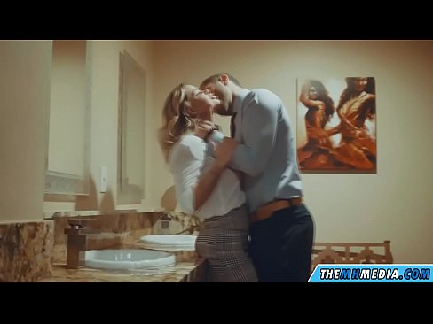 ❤️ Quando uma loira peituda o seduz em um banheiro público ❤️❌ Sexo vídeo em pt-br.pornodil.ru